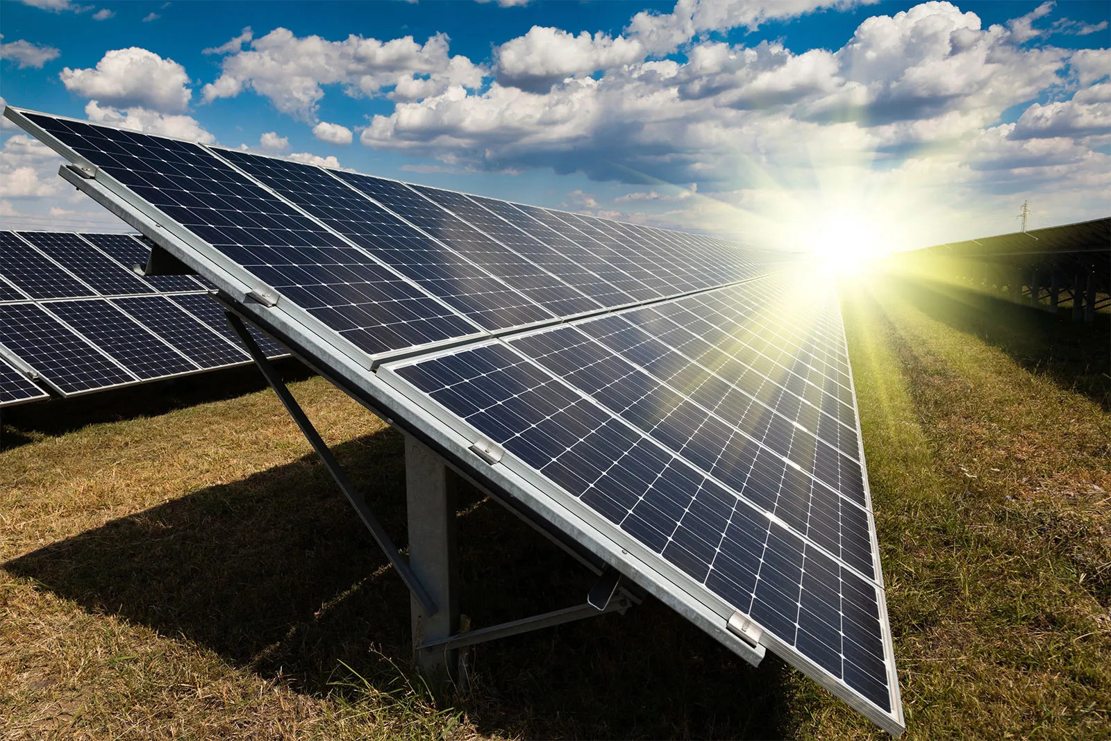 Solar Power Revolution - Aximus Trading