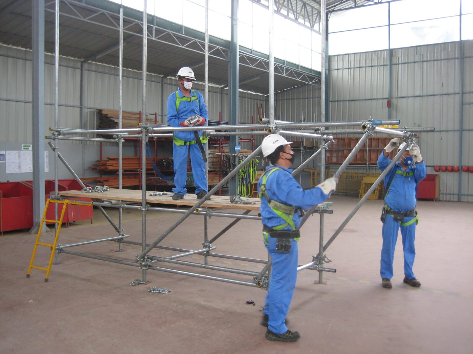 Access platforms